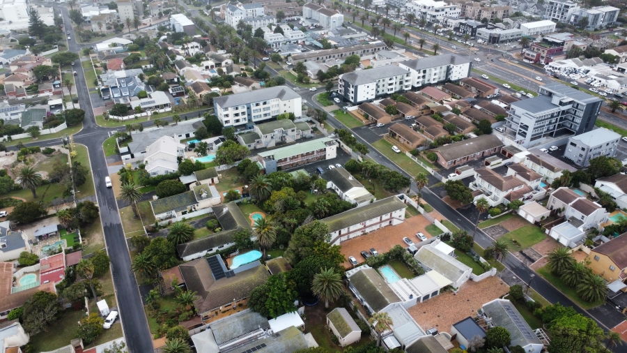Commercial Property for Sale in Table View Western Cape